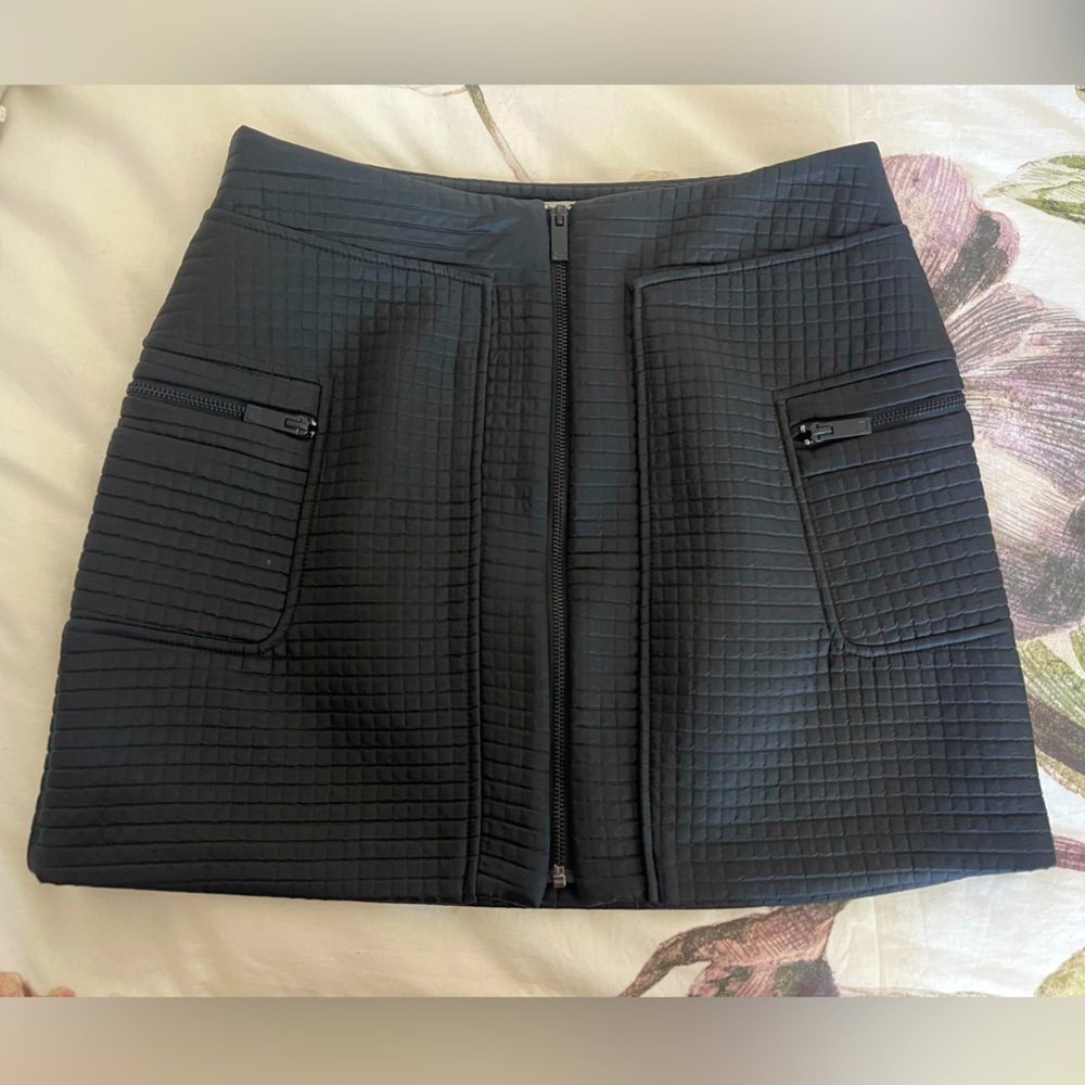 adolfo dominguez black skirt (size chart included)